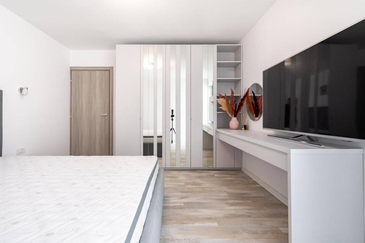 בוקרשט Central Apartment Diamond מראה חיצוני תמונה