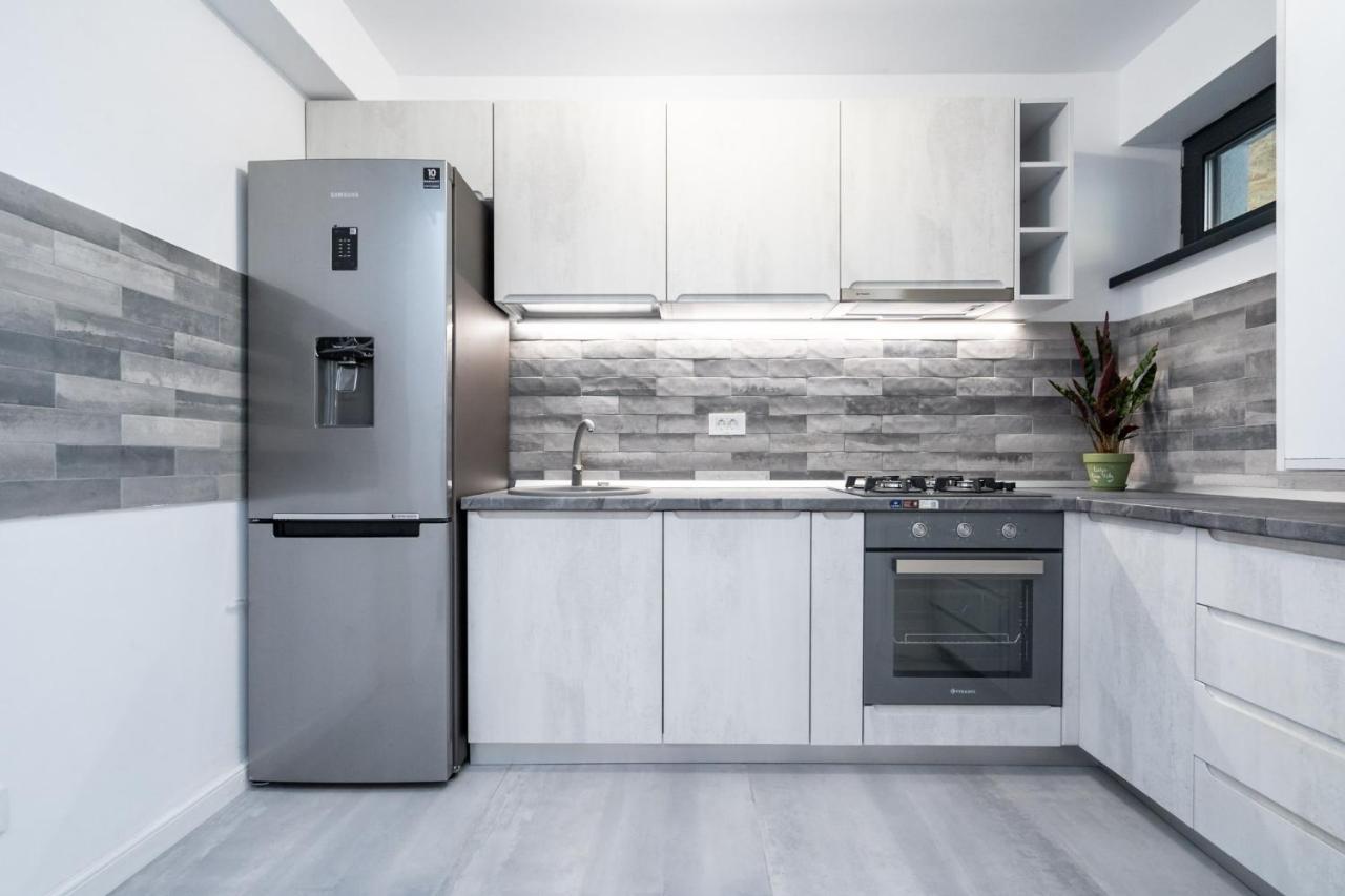 בוקרשט Central Apartment Diamond מראה חיצוני תמונה